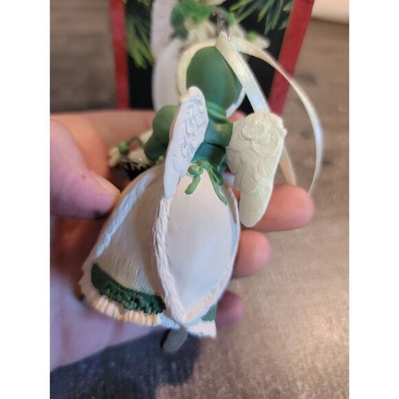 Hallmark 1997 Snowdrop Angel the language of flowers ornament Xmas - Picture 5 of 5